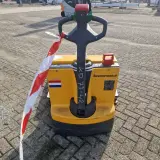 Elektrische palletwagen, Jungheinrich, EJE-118, 2004 – foto 2 – kavel bij Domeinen Roerende Zaken, Soesterberg