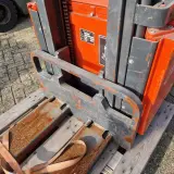 Elektrische stapelaar, Linde, L14 – foto 22 – kavel bij Domeinen Roerende Zaken, Soesterberg