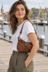 Hand- en schoudertas DR Amsterdam, chestnut – foto 5 – kavel bij Onlineveilingmeester