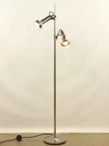Jaren 70 chroom vloerlamp – foto 3 – kavel bij De Kringwinkel, Antwerpen