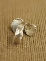 950 zilveren ring met dubbele ringkop – foto 3 – kavel bij De Kringwinkel, Antwerpen