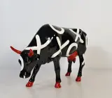 CowParade Hugs and Smooches koe – Westland Giftware, 2000 – foto 3 – kavel bij De Kringwinkel, Turnhout