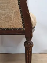 Set van 3 kuipstoelen in Louis XVI-stijl – foto 13 – kavel bij De Kringwinkel, Gent