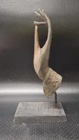 Thais bronzen Boeddha handfragment op houten voet – foto 6 – kavel bij De Kringwinkel, Gent