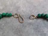 Exclusieve Malachiet sieradenset - Ketting en oorbellen in zilver - 925 – foto 7 – kavel bij De Kringwinkel, Gent