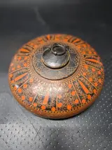 Handbeschilderde ottomaanse lakdoos uit de Hindu Kush-regio – foto 8 – kavel bij De Kringwinkel, Gent