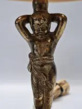 Vintage Massive tafellamp met putto, natuurstenen voet en geplooide kap – foto 3 – kavel bij De Kringwinkel, Gent