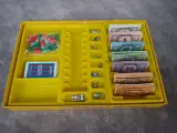 Bordspel: Monopoly Urbanus – foto 4 – kavel bij De Kringwinkel, Gent