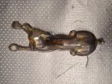 Bronzen beeldje van een liggende windhond in Art-Deco stijl – foto 6 – kavel bij De Kringwinkel, Gent