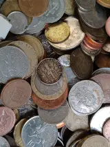 Uniek lot wereldmunten en circulatiegeld - +9,5kg – foto 2 – kavel bij De Kringwinkel, Gent