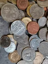 Uniek lot wereldmunten en circulatiegeld - +9,5kg – foto 3 – kavel bij De Kringwinkel, Gent