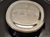 Smeg geëmailleerde gietijzeren braadpan - diameter 26 cm, inhoud 2.2 liter – foto 11 – kavel bij De Kringwinkel, Gent