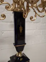 Set van 2 antieke kandelaars in klassieke Franse Empire-stijl – foto 5 – kavel bij De Kringwinkel, Herzele