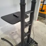 Monitor op verrijdbare standaard, Samsung, DC55E – foto 8 – kavel bij Domeinen Roerende Zaken, Groningen