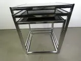 Set van 3 Strakke Moderne bijzettafels - Chroom & Zwart Gehard Glas – foto 4 – kavel bij De Kringwinkel, Heverlee