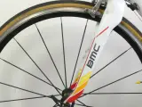 Witte racefiets BMC Granfondo GF02 maat 54 – foto 5 – kavel bij De Kringwinkel, Heverlee