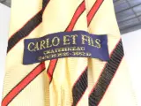 Set van 13 zijden dassen met voetbalmemorabilia – foto 19 – kavel bij De Kringwinkel, Heverlee