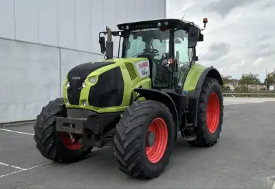 Claas 830 Axion Vierwielaangedreven tractor – kavel bij Dome Auctions, Depot Deinze