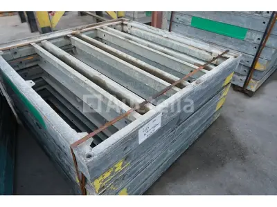 15 Framax paneelframes 135X135 – kavel bij Auctelia, Machelen