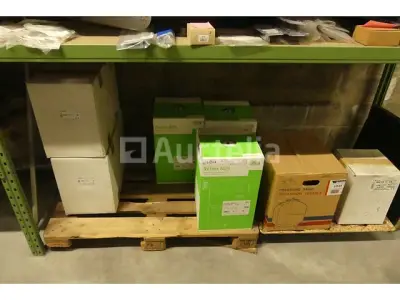 9 expansietanks (4 x 18L – 3 x 25L – 1 x 35L – 1 x 16L sanitaire tank) – kavel bij Auctelia, Charleroi