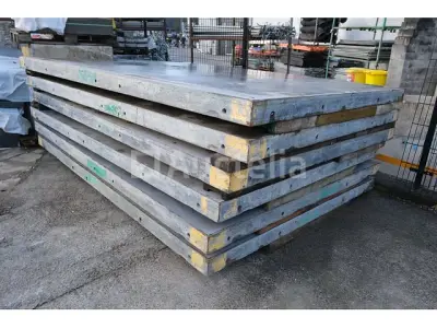 6 bekistingspanelen 330X240 Framax X-LIFE – kavel bij Auctelia, Machelen