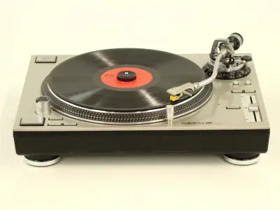 Reloop RP-7000 Direct-Drive draaitafel – kavel bij De Kringwinkel, Antwerpen