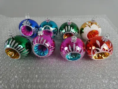 8 retro kerstballen – kavel bij De Kringwinkel, Diest