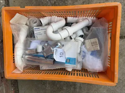 Sanitaire afvoermaterialen – kavel bij HNVI, Valkenswaard