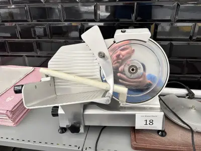 Kaassnijmachine Nn – kavel bij Hammertime