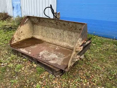 Hydraulische graafbak – kavel bij Dome Auctions, Lille
