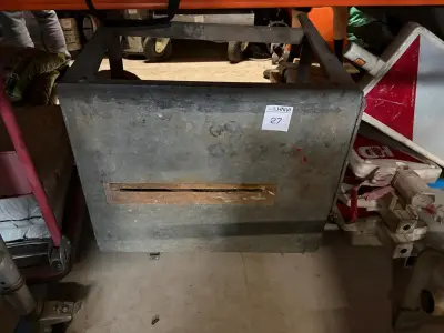 Zaagtafel, werking onbekend – kavel bij HNVI, Valkenswaard