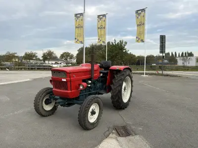 U.T.B U445 Oldtimer tractor – kavel bij Dome Auctions, Depot Deinze