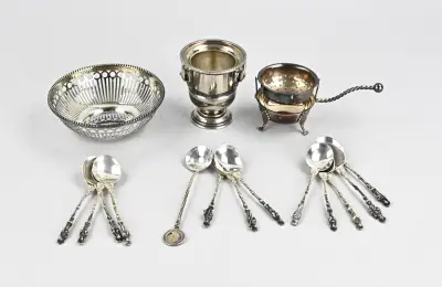 Lot zilver/plated – kavel bij Twents Veilinghuis