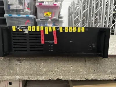 1 100v Versterker Interm Pa-9336 – kavel bij Hammertime