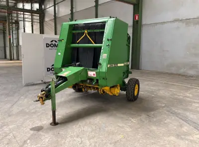 John Deere 540 Ronde balenpers – kavel bij Dome Auctions, Depot Deinze