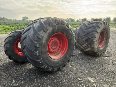 Michelin Mega X Bib band op velg (4x) – kavel bij Dome Auctions, Jabbeke