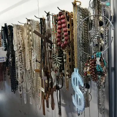 Sieraden heel veel diverse – kavel bij Onlineveilingmeester, Drachten