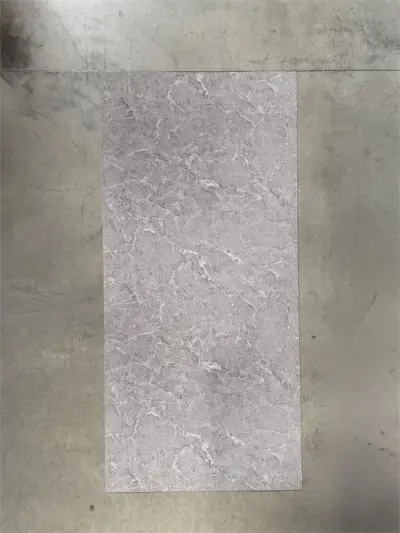 6 Pvc Wandpanelen – kavel bij Hammertime, Wandpanelen En Tegels; Ophaling Lier
