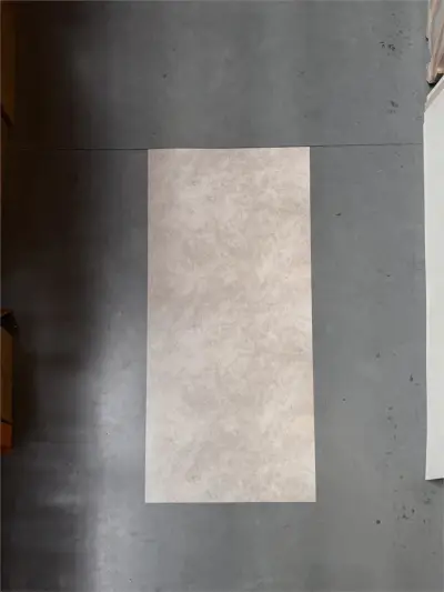 5 Pvc Wandpanelen – kavel bij Hammertime, Wandpanelen En Tegels; Ophaling Lier