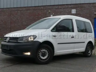 1 Volkswagen Caddy 2.0 TDI BMT Kombi - BW1-142, Ersatzteilträger – kavel bij Zoll-Auktion, Lübeck
