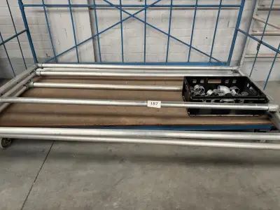 3x Diverse Gegalvaniseerde Banner Houders – kavel bij Hammertime, Tools Auction Antwerp