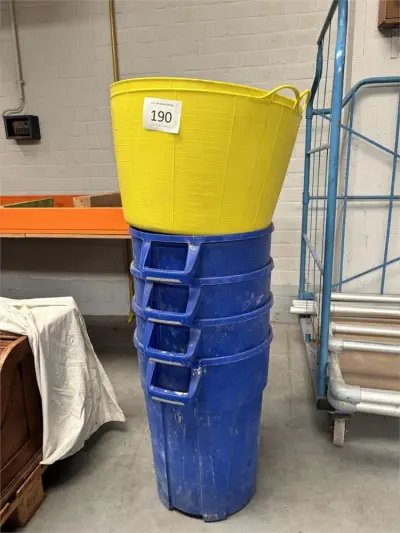 5x Diverse Puinemmers – kavel bij Hammertime, Tools Auction Antwerp