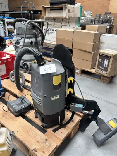 Rugstofzuiger Karcher – kavel bij Hammertime, Tools Auction Antwerp