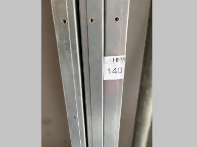 4 Gegalvaniseerde palen 6 x 6 cm, 2,7 m – kavel bij HNVI, Valkenswaard