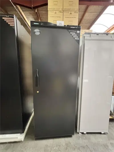 Wijnbewaarkast Avintage Dva265pa+ – kavel bij Hammertime