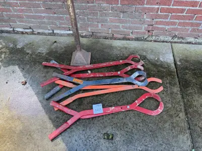 5 Bandentangen en stamper – kavel bij HNVI, Valkenswaard