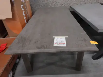Massief eiken indoor tafel PTMD – kavel bij Openbare Verkopen, Wakken