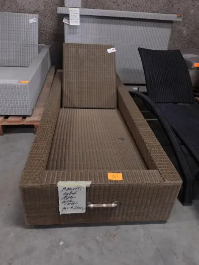Wicker ligbed Manutti – kavel bij Openbare Verkopen, Wakken