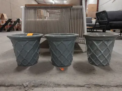 3x Terracotta vaas – kavel bij Openbare Verkopen, Wakken