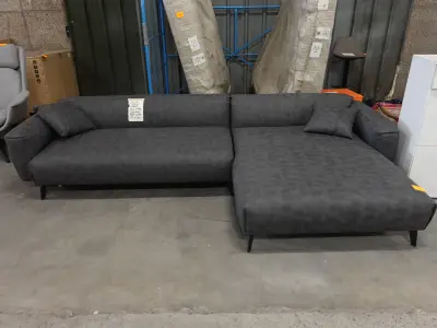 Indoor loungzetel PTMD – kavel bij Openbare Verkopen, Wakken